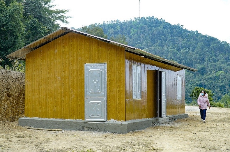Một ngôi nhà cho hộ nghèo mới được hoàn thành ở xã Keo Lôm, huyện Điện Biên Đông. (Nguồn:  TTXVN)
