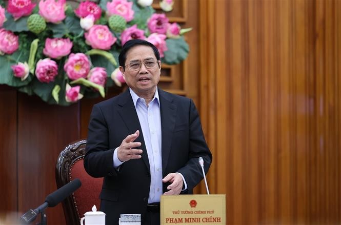 Prime Minister Pham Minh Chinh addresses the meeting on April 3. (Photo: VNA)