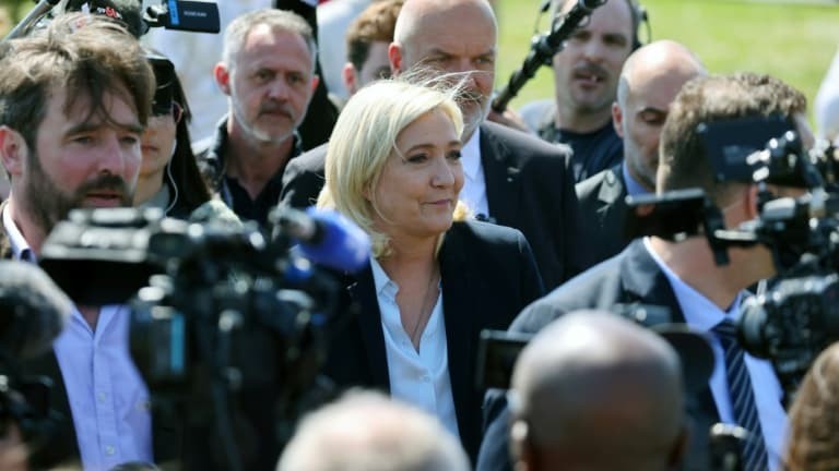 Bầu cử tổng thống Pháp: Pháp sẽ chọn một "Macron cao ngạo" hay một "Le Pen dân tộc chủ nghĩa"?