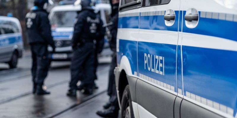 Cảnh sát Đức triệt phá mạng khiêu dâm trẻ em có hơn 400.000 thành viên.(Nguồn: Shutterstock)