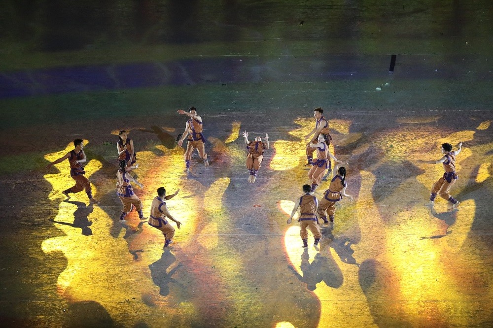 Lễ khai mạc SEA Games 31: ‘Màn khiêu vũ’ của ánh sáng và âm thanh