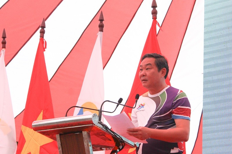Phó Chủ tịch Thường trực UBND TP Hà Nội Lê Hồng Sơn phát biểu.