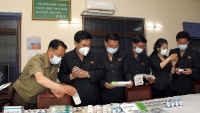 Triều Tiên tung đội ngũ y tế quốc gia chống dịch ruột cấp