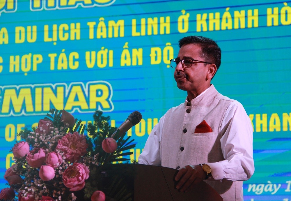 Ông Pranay Verma, Đại sứ Ấn Độ tại Việt Nam phát biểu tại hội thảo. (Nguồn: TTXVN)