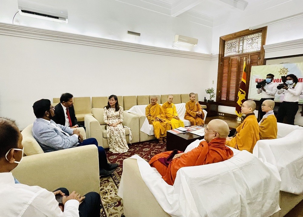 Tăng ni, Phật tử Việt Nam tiếp tục ủng hộ Sri Lanka