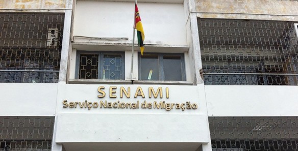Cơ quan Điều tra tội phạm quốc gia Mozambique (SERNIC) mới đây thông báo đã bắt giữ một số nhân viên cơ quan di trú nước này (SENAMI) với cáo buộc tiếp tay cho người nước ngoài nhập cảnh trái phép. (Nguồn: COM)