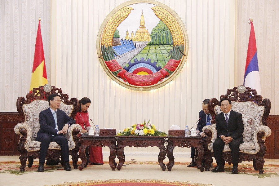 Thủ tướng Chính phủ Lào Phankham Viphavanh tiếp đồng chí Võ Văn Thưởng, Ủy viên Bộ Chính trị, Thường trực Ban Bí thư. (Nguồn: TTXVN)