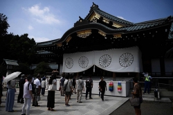 Hàn Quốc 'quan ngại sâu sắc' việc quan chức Nhật Bản thăm đền Yasukuni