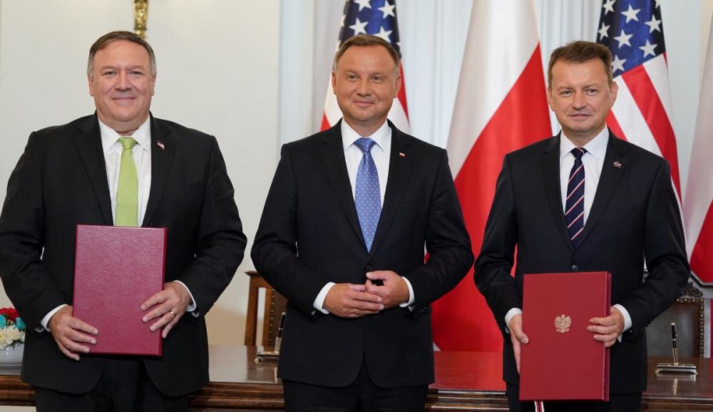 Ngoại trưởng Mỹ gặp Thủ tướng Ba Lan, ký thỏa thuận quốc phòng, bàn về Belarus