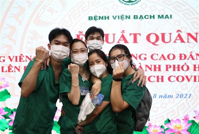 Additional 3,000 medical staff to arrive in HCM City, southern COVID-19 hotspots