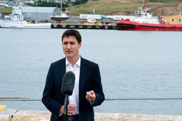 Thủ tướng Canada Justin Trudeau phát biểu trong chuyến thăm tới Les Îles-de-la-Madeleine, Quebec ngày 19/8. (Nguồn: Canadian Press)