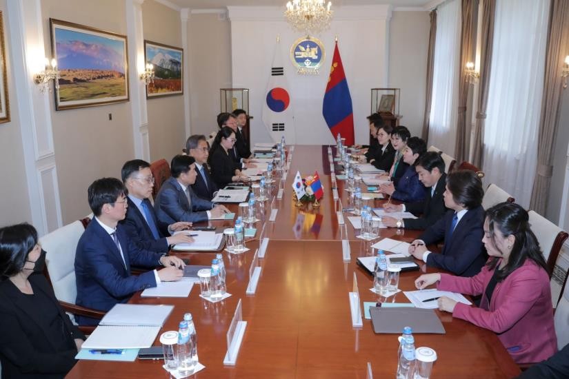 Ngoại trưởng Hàn Quốc đầu tiên thăm Mông Cổ từ năm 2014
