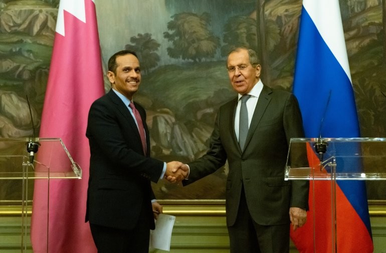 Ngoại trưởng Nga Sergei Lavrov tại họp báo sau cuộc hội đàm với người đồng cấp Qatar Mohammed bin Abdulrahman Al-Thani ngày 11/9. (Nguồn: Getty)