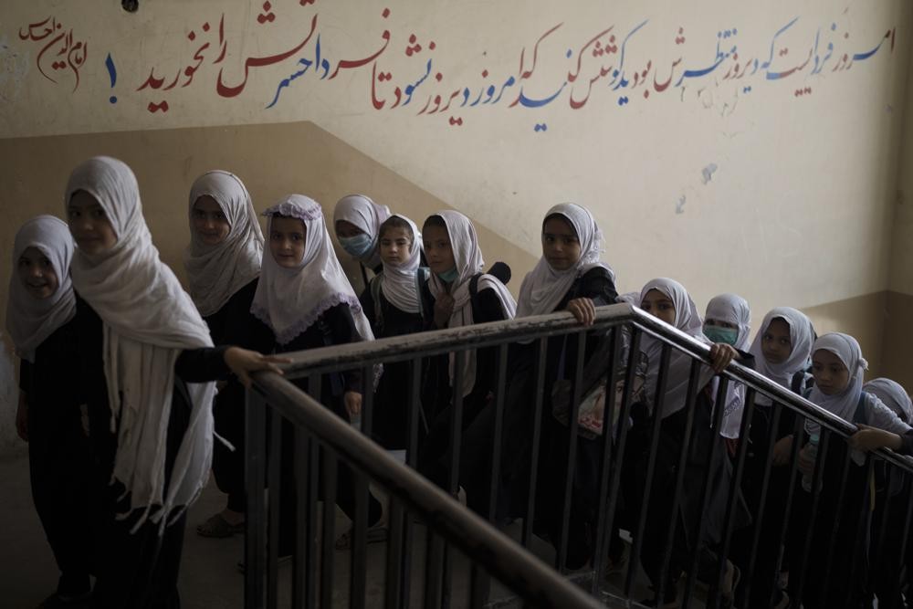 Tình hình Afghanistan: Taliban cho phép phụ nữ học đại học kèm một số điều kiện. (Nguồn: AP)