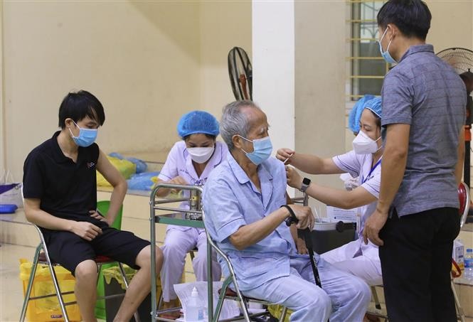 Trưa 15/9, Hà Nội thêm 11 ca mắc Covid-19 mới