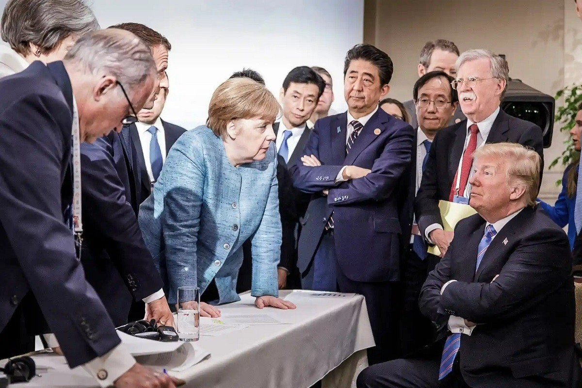 Ông Abe Shinzo và các đại biểu khác tại Hội nghị thượng đỉnh G7 ở Canada vào năm 2018. (Nguồn: Guardian)