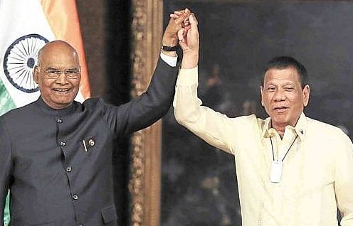 Ấn Độ và Philippines nhất trí thúc đẩy hợp tác quốc phòng, ký 4 thỏa thuận