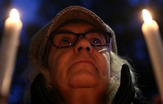 Nhiều người dân Anh cầu nguyện cho nạn nhân trong vụ 39 thi thể ở Essex