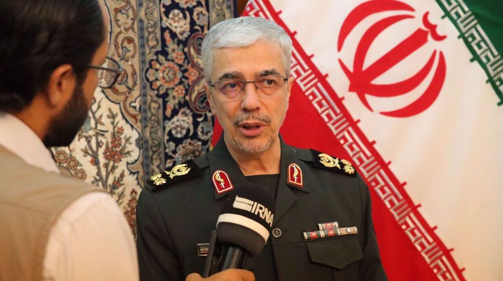 Chủ tịch Hội đồng tham mưu trưởng Các lực lượng vũ trang Iran, Thiếu tướng Mohammad Baqeri trả lời phỏng vấn IRNA. (Nguồn: Tehran Times)