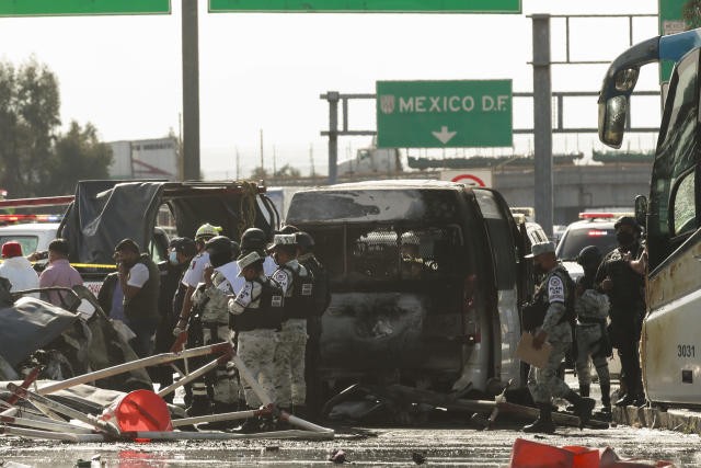 Ngày 6/11, một vụ tại nạn đường bộ thảm khốc đã xảy ra tại thị trấn Chalco thuộc bang Estado de Mexico của Mexico, làm ít nhất 19 người thiệt mạng và 3 người khác bị thương. (Nguồn: AP)