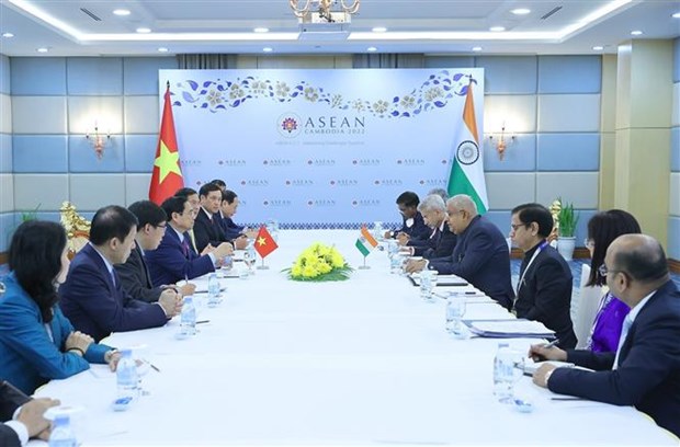 PM Chinh meets Indian Vice President Jagdeep Dhankhar