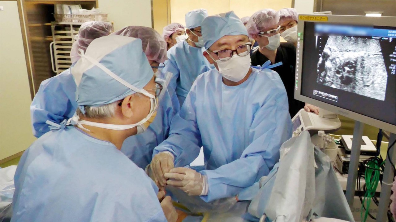Lần đầu tiên ở Nhật Bản, ca phẫu thuật thai nhi trong bụng mẹ