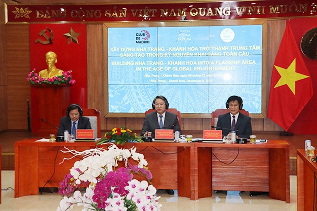 Lãnh đạo Tỉnh ủy, UBND tỉnh Khánh Hòa tham dự phiên thảo luận trực tuyến với Diễn đàn Toàn cầu Boston (BGF) và Liên minh Lãnh đạo thế giới (Club de Madrid).