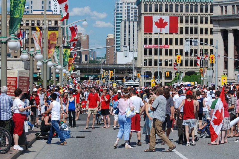 canada nhung manh ghep tuoi mau