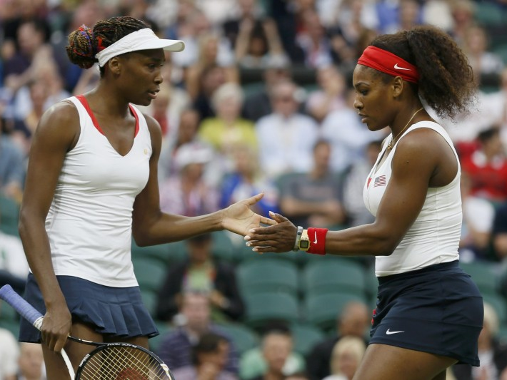 Serena & Venus chia nửa niềm vui