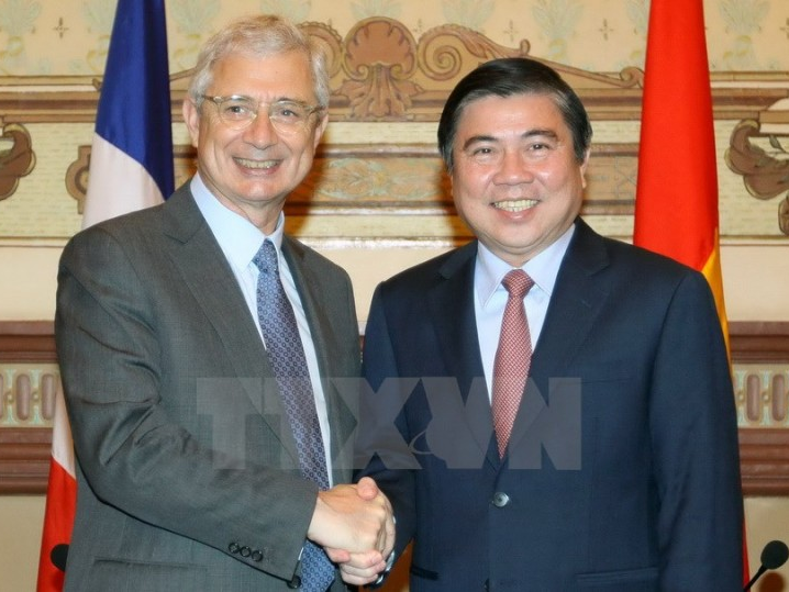 Chủ tịch Quốc hội Pháp kết thúc tốt đẹp thăm chính thức Việt Nam