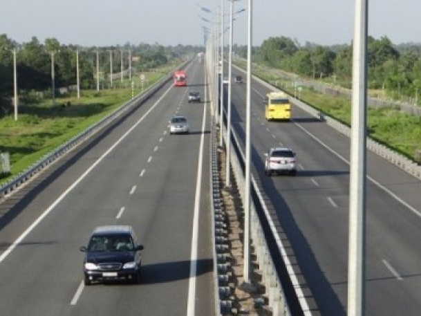 Đầu tư đường cao tốc Mỹ Thuận-Cần Thơ theo hình thức BOT