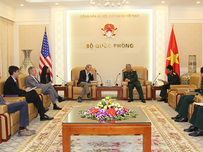 Hoa Kỳ giúp đỡ Việt Nam xử lý dioxin tại sân bay Biên Hòa