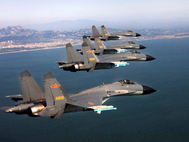 Phản đối Trung Quốc đưa máy bay chiến đấu ra Hoàng Sa