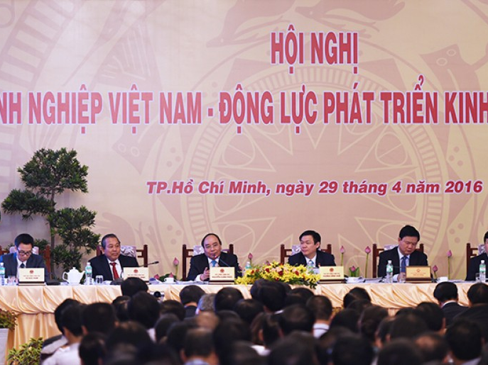 Thủ tướng Nguyễn Xuân Phúc chủ trì Hội nghị Thủ tướng với doanh nghiệp 2016