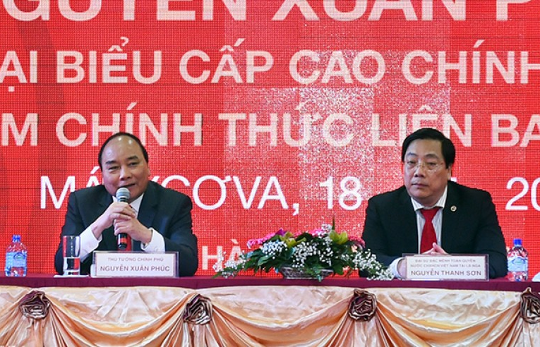 Thủ tướng gặp gỡ cộng đồng người Việt Nam tại Liên bang Nga