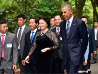 chuyen di giua ki uc va tuong lai