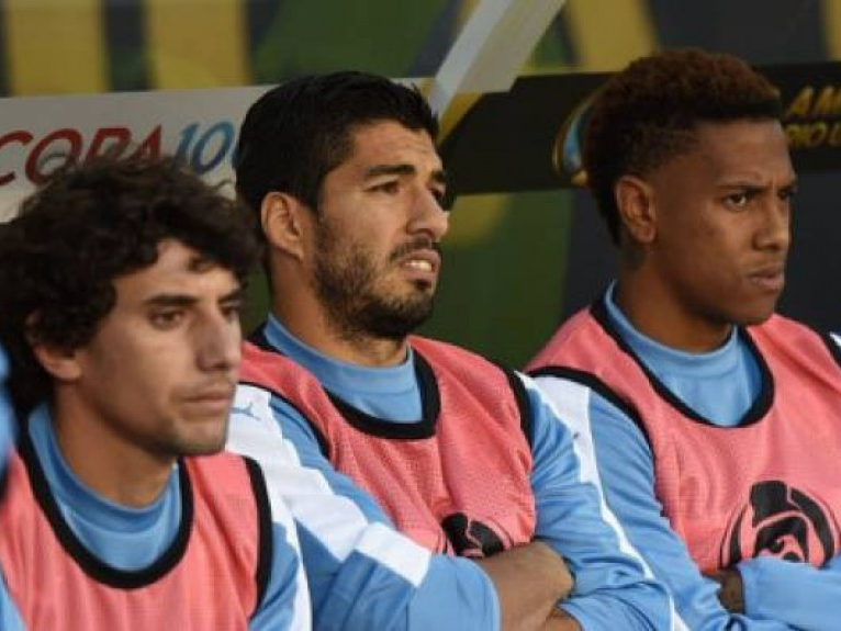 ĐT Uruguay bất ngờ bị loại ở vòng bảng Copa America 2016