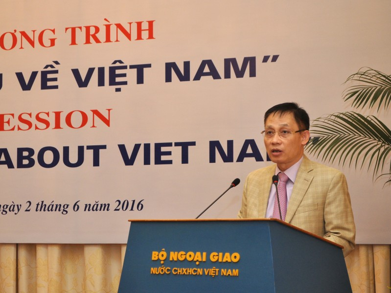“Học” để... yêu Việt Nam!
