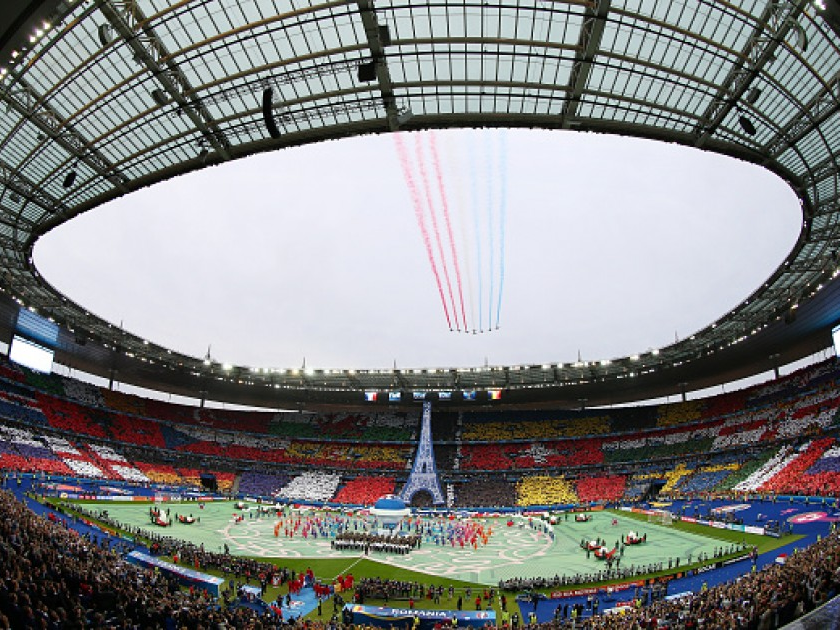 Lễ khai mạc Euro 2016 rộn rã sắc màu