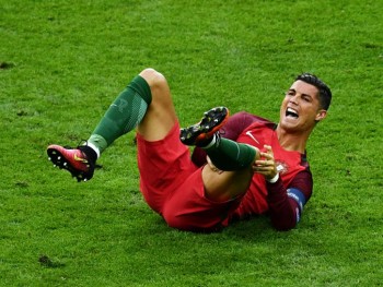 Chấn thương nặng, Ronaldo nghỉ thi đấu 5 tháng?