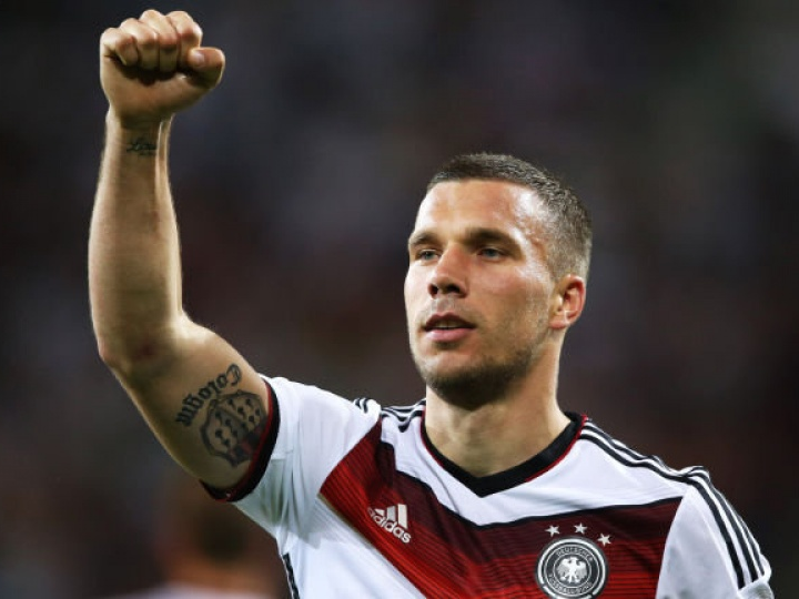Lukas Podolski giã từ ĐT Đức