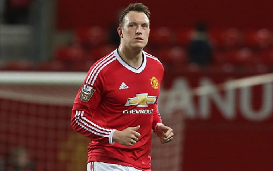 arsenal het cua chieu mo phil jones