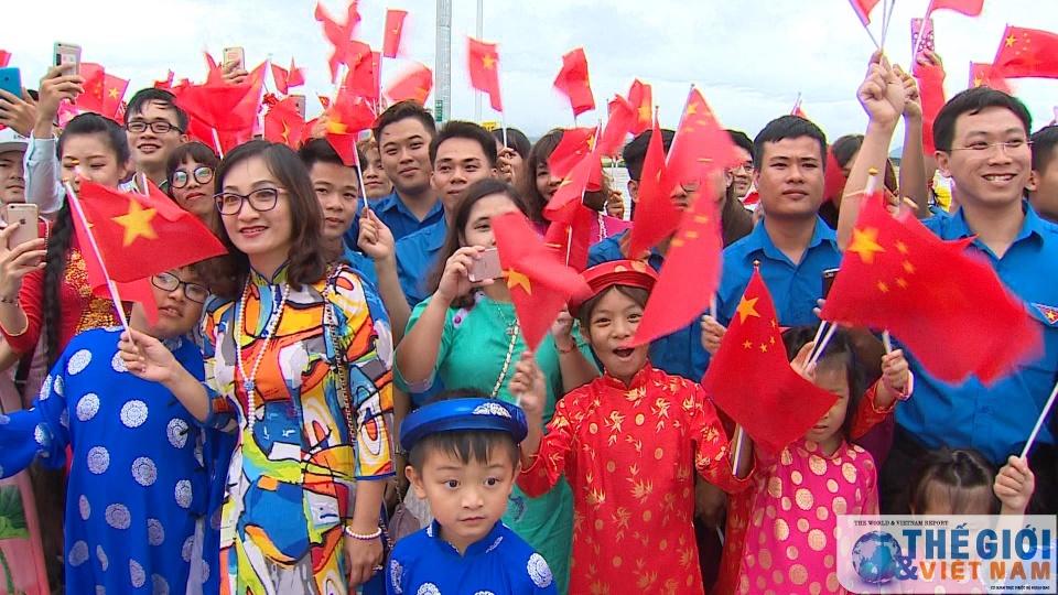 thu tuong den quang tay du caexpo va cabis