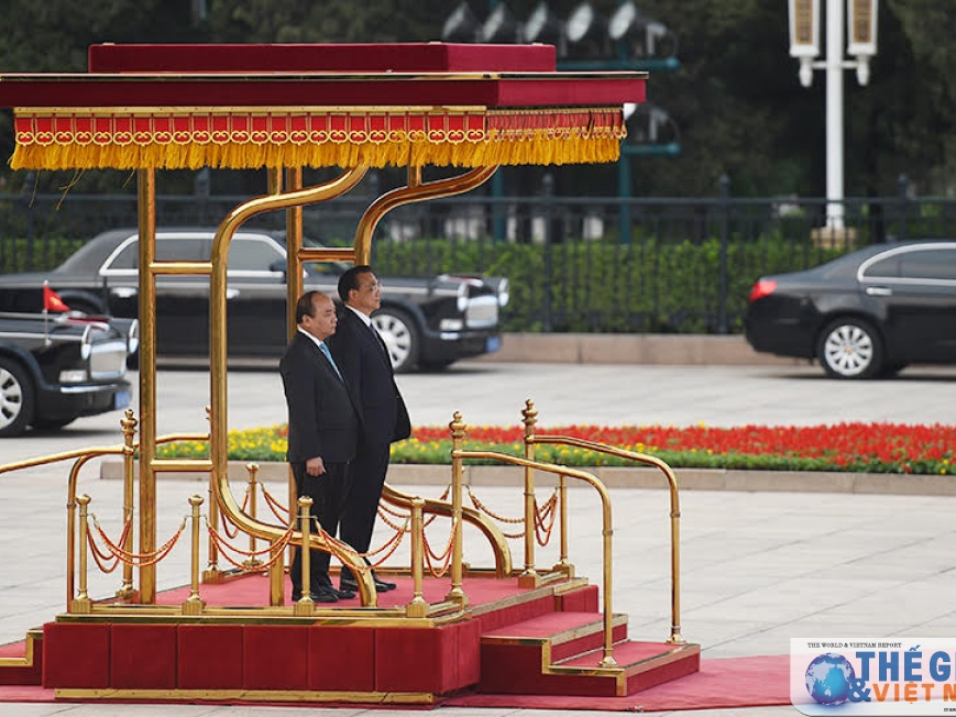 Lễ đón trọng thể Thủ tướng Nguyễn Xuân Phúc tại Đại Lễ đường Nhân dân, Trung Quốc