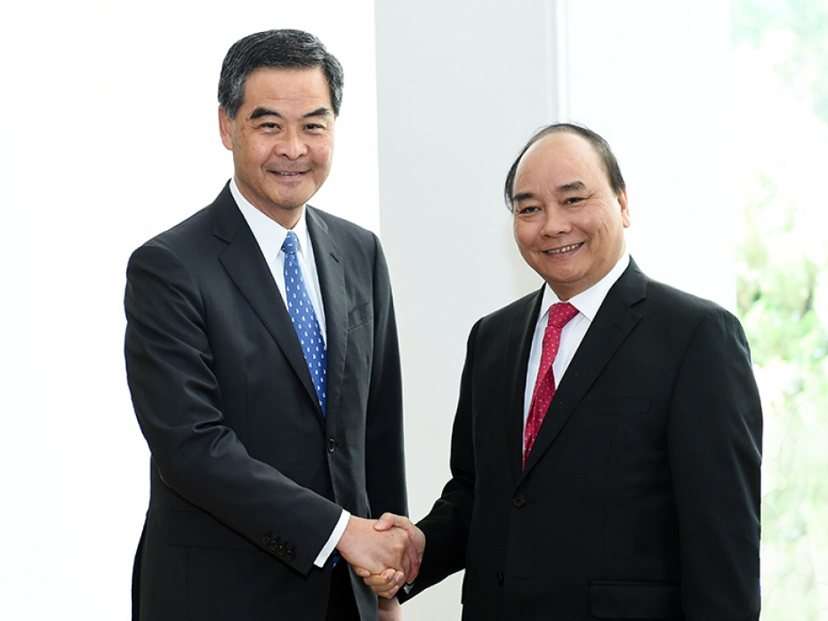 Thủ tướng hội kiến Trưởng Đặc khu hành chính Hong Kong