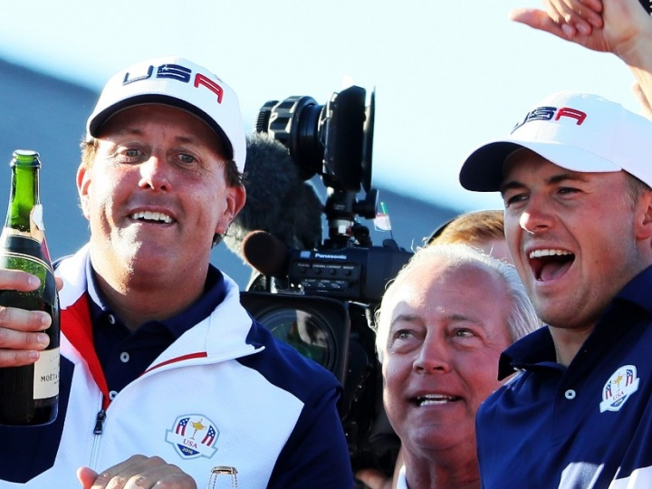 Ryder Cup 2016: Mỹ trả nợ sòng phẳng