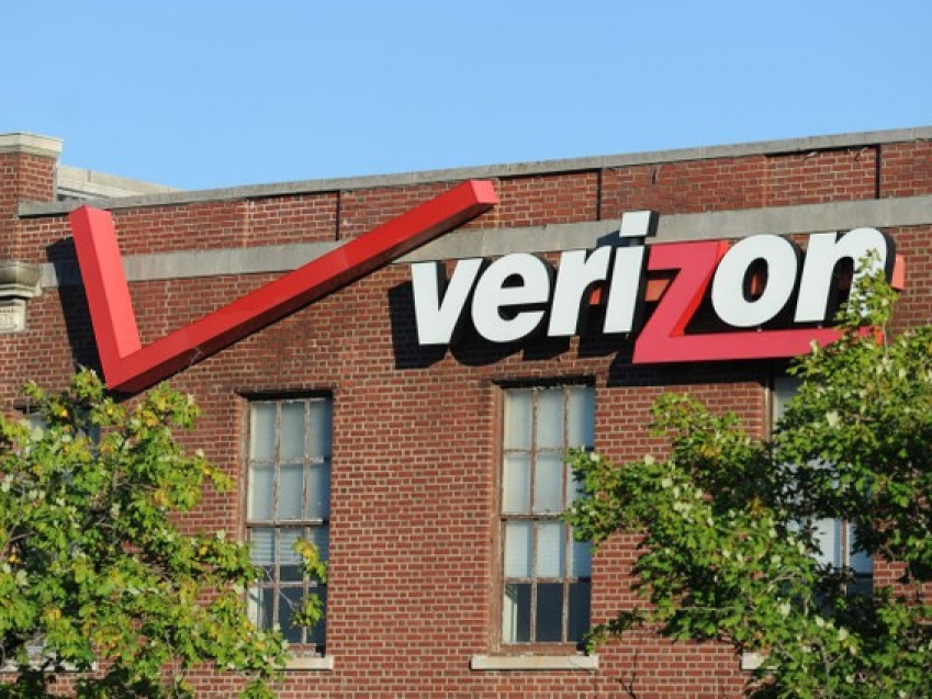 Verizon đòi bớt 1 tỷ USD tiền mua lại Yahoo