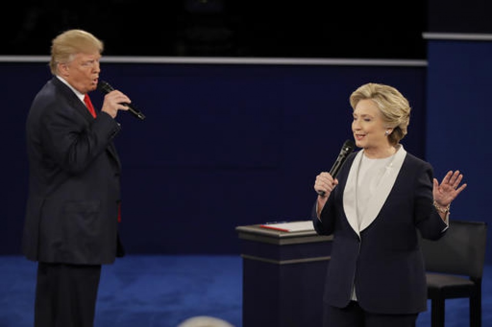 clinton trump cuoc tai dau o missouri