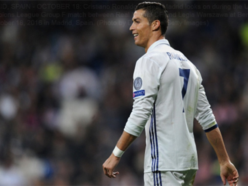 Bản tin sáng 19/10: HLV Zidane đưa Ronaldo lên "mây xanh"