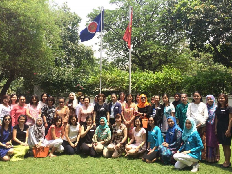 Giao lưu giữa nữ Đại sứ, phu nhân Đại sứ ASEAN tại New Delhi